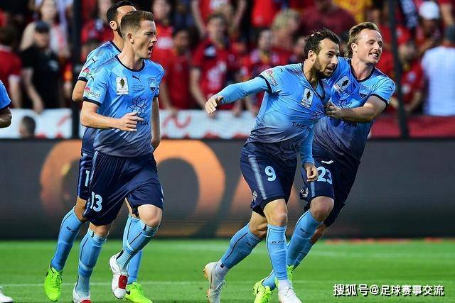 莫雷托：弗拉霍维奇的去留五五开，今天是他在尤文的决定性时刻